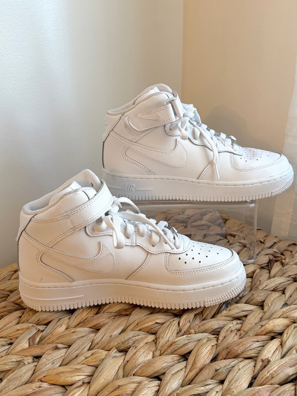 Boyโs 5.5 | Nike Air Force 1 Mid